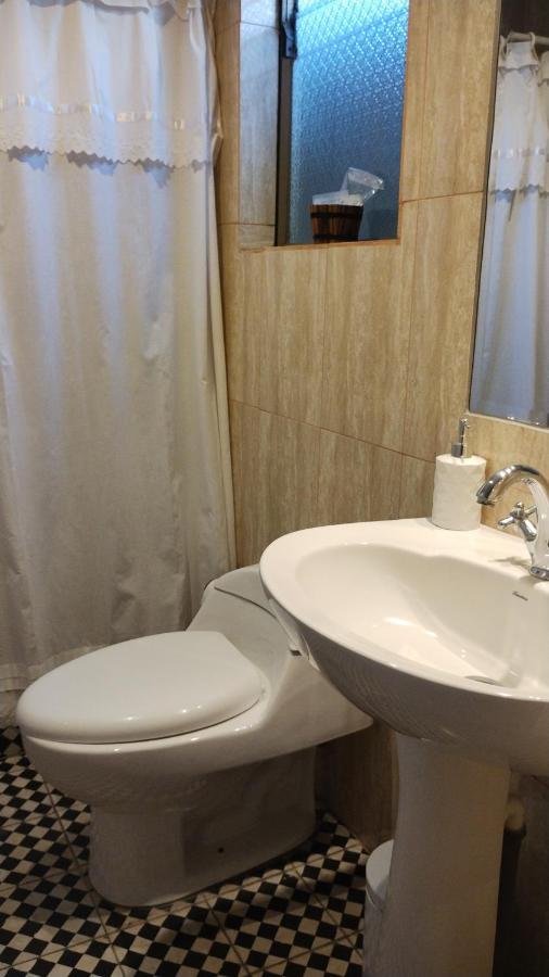Hostal Petit Verdot Santa Cruz Εξωτερικό φωτογραφία